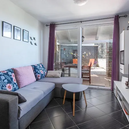 Holiday home Gorgeous Home In Krnica With Kitchen